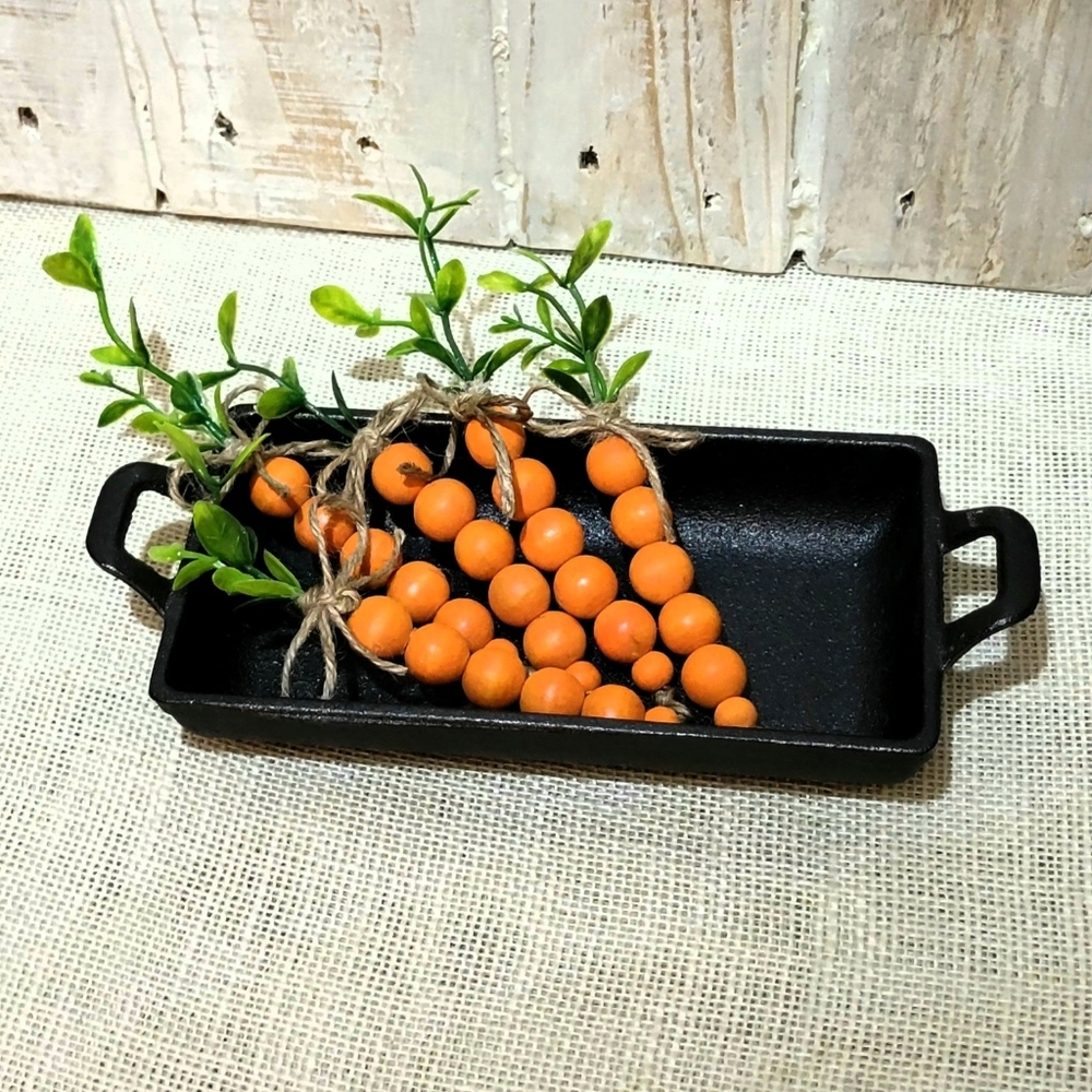 5 Farmhouse Wood Carrots  Tiered Tray Decoration